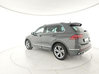 Usata VW Tiguan R-line 150 CV (110 kW) 2023 Grigio scuro SUV