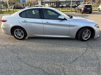 Usata Alfa Romeo Giulia 150 CV (110 kW) 2017 Grigio Berlina