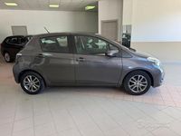 Occasion Toyota Yaris Lounge 69 ch (50 kW) 2014 Gris Citadine