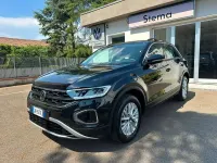 Usata VW T-Roc Life 110 CV (80 kW) 2023 Nero SUV