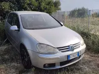 Usata VW Golf IV 105 CV (77 kW) 2006 Argento Berlina