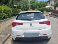 Usata Alfa Romeo Giulietta 105 CV (77 kW) 2013 Bianco Utilitaria