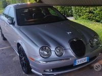 Usata Jaguar S-Type S 238 CV (175 kW) 2003 Grigio Berlina