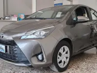 Usata Toyota Yaris Lounge 69 CV (50 kW) 2018 Marrone Berlina