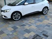 Usata Renault Scénic 110 CV (80 kW) 2017 Bianco Monovolume