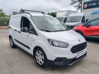 Usata Ford Transit Courier 101 CV (74 kW) 2022 Bianco Furgone