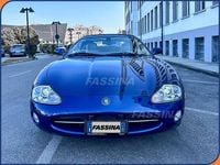 Usata Jaguar XK8 298 CV (219 kW) 2003 Blu Cabrio