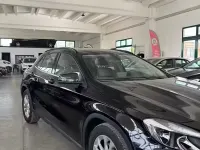 Begagnad Mercedes A180 Executive 122 HK (89 kW) 2015 Svart Sedan