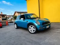 Usata Mini Cooper 116 CV (85 kW) 2004 Bluazzurro Utilitaria
