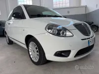 Usata Lancia Ypsilon 69 CV (50 kW) 2012 Bianco Utilitaria