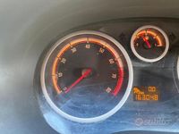 Usata Opel Corsa 80 CV (58 kW) 2007 Nero Utilitaria