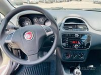 Usata Fiat Punto Easy 75 CV (55 kW) 2015 Bianco Utilitaria