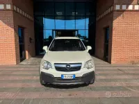 Usata Opel Antara Edition+ 127 CV (93 kW) 2010 Grigio SUV