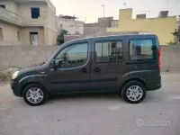 Usata Fiat Doblò 85 CV (62 kW) 2009 Grigio Monovolume
