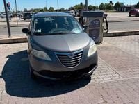 Usata Lancia Ypsilon 69 CV (50 kW) 2012 Grigio Utilitaria