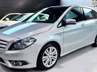 Usata Mercedes B180 122 CV (89 kW) 2012 Argento Utilitaria