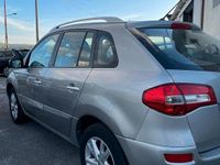 Usata Renault Koleos 150 CV (110 kW) 2009 Argento SUV
