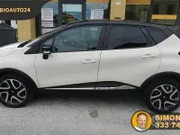 Usata Renault Captur Zen 90 CV (66 kW) 2015 Vari colori SUV