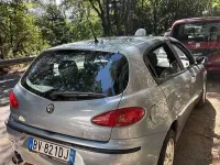 Usata Alfa Romeo 147 Progression 120 CV (88 kW) 2001 Utilitaria