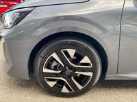 Usata Peugeot 208 Allure 101 CV (74 kW) 2025 Grigio Utilitaria