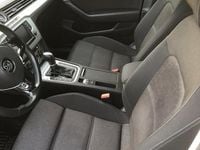 Usata VW Passat 120 CV (88 kW) 2016 Grigio Station wagon