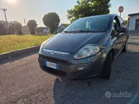Usata Fiat Grande Punto S 75 CV (55 kW) 2011 Grigio Utilitaria