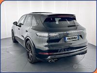 Usata Porsche Cayenne Turbo S 551 CV (405 kW) 2020 Nero SUV