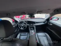 Usata Alfa Romeo Giulia Business 136 CV (100 kW) 2018 Rosso Berlina