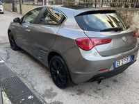 Usata Alfa Romeo Giulietta Exclusive 105 CV (77 kW) 2013 Utilitaria