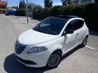 Usata Lancia Ypsilon Platinum 95 CV (69 kW) 2011 Bianco Utilitaria
