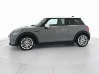 Usata Mini Cooper SE Essential 75 kW (102 CV) 2021 Grigio Utilitaria