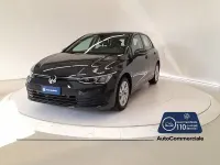 Usata VW Golf VIII Life 110 CV (80 kW) 2022 Grigio scuro Berlina