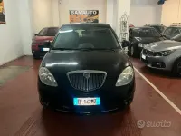 Usata Lancia Ypsilon Platinum 69 CV (50 kW) 2011 Nero Utilitaria