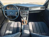 Usata Mercedes 190 109 CV (80 kW) 1991 Bianco Berlina
