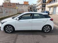 Usata Hyundai i20 Comfort 83 CV (61 kW) 2017 Utilitaria