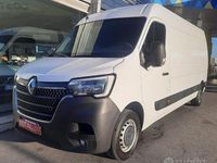 Usata Renault Master 135 CV (99 kW) 2023 Bianco ghiaccio pastello Berlina