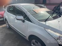Usata Peugeot 3008 Premium 112 CV (82 kW) 2011 Bianco Station wagon
