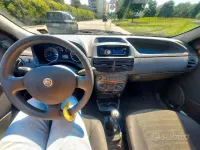 Usata Fiat Punto Active 60 CV (44 kW) 2009 Utilitaria