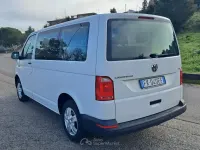 Usata VW Caravelle 150 CV (110 kW) 2017 Bianco Furgone