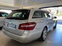 Usata Mercedes E250 Avantgarde 204 CV (150 kW) 2013 Grigio Berlina