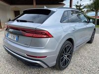 Usata Audi Q8 Sport 286 CV (210 kW) 2019 Argento SUV