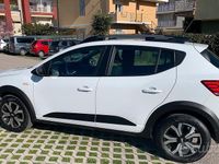 Usata Dacia Sandero Stepway 101 CV (74 kW) 2023 Bianco Berlina