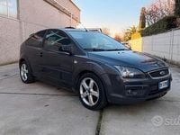 Usata Ford Focus 90 CV (66 kW) 2007 Blu Berlina
