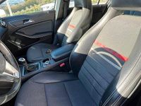 Usata Mercedes A180 102 CV (75 kW) 2016 Grigio Berlina