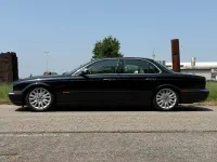 Usata Jaguar XJ8 298 CV (219 kW) 2003 Blu/azzurro Berlina