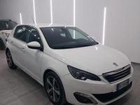 Usata Peugeot 308 Allure 115 CV (84 kW) 2014 Bianco Berlina