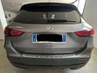 Usata Mercedes GLA200 150 CV (110 kW) 2022 Grigio mountain grey metallic SUV