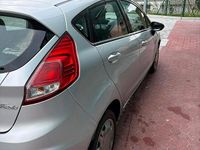 Usata Ford Fiesta 2013 Grigio Berlina