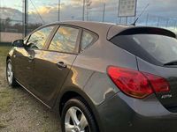 Usata Opel Astra Cosmo 110 CV (80 kW) 2010 Berlina