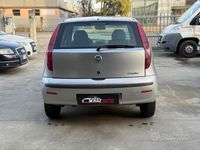 Usata Fiat Punto Dynamic 59 CV (43 kW) 2005 Grigio Utilitaria